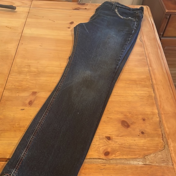 OLD NAVY Special Edition JEANS Blue STRETCH Distressed Boot Cut Size 14 - Picture 3 of 4